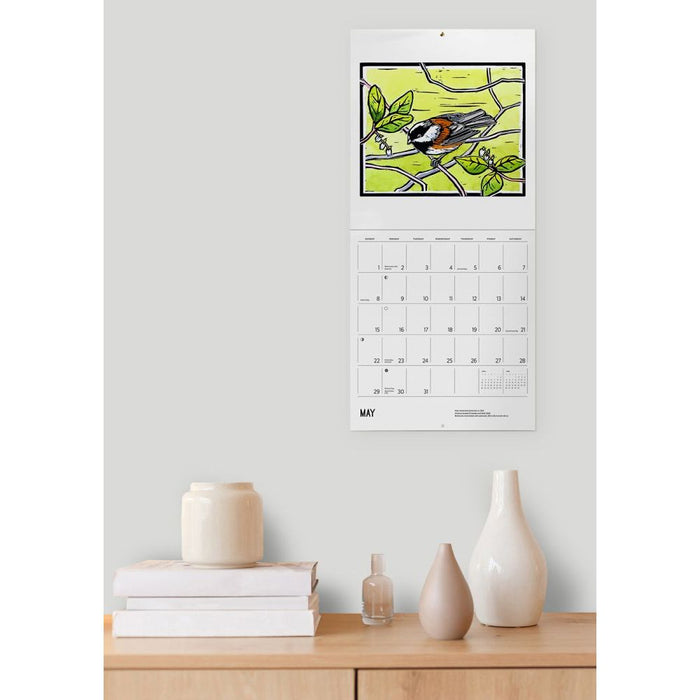 Molly Hasimoto: Birds 2022 Wall Calendar