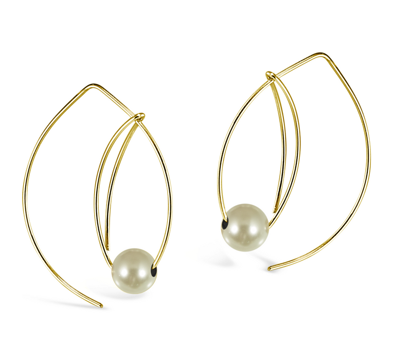 BE Earring in Gold with Pearl