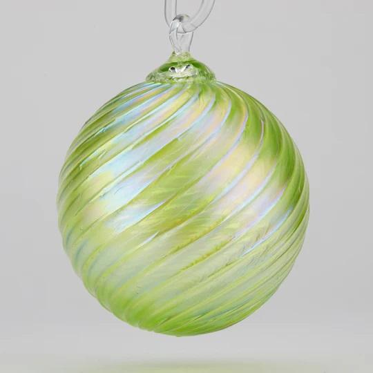 Evergreen Twist Classic Round Ornament