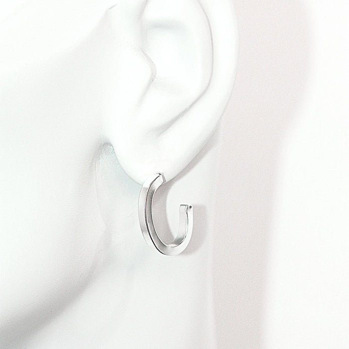 Small Oval Hoop in Silver